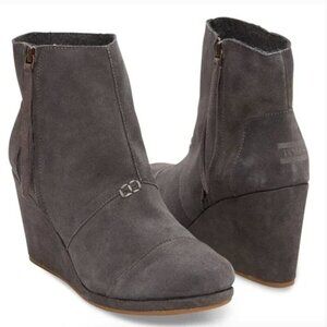 TOMS Wedge Booties High Ankle Boots Desert Gray Suede Sz 9 EUC